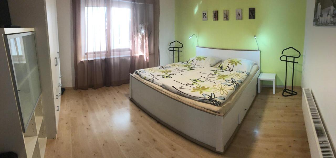 Ferienwohnung Familie Slepitzka Niedenstein Exterior foto