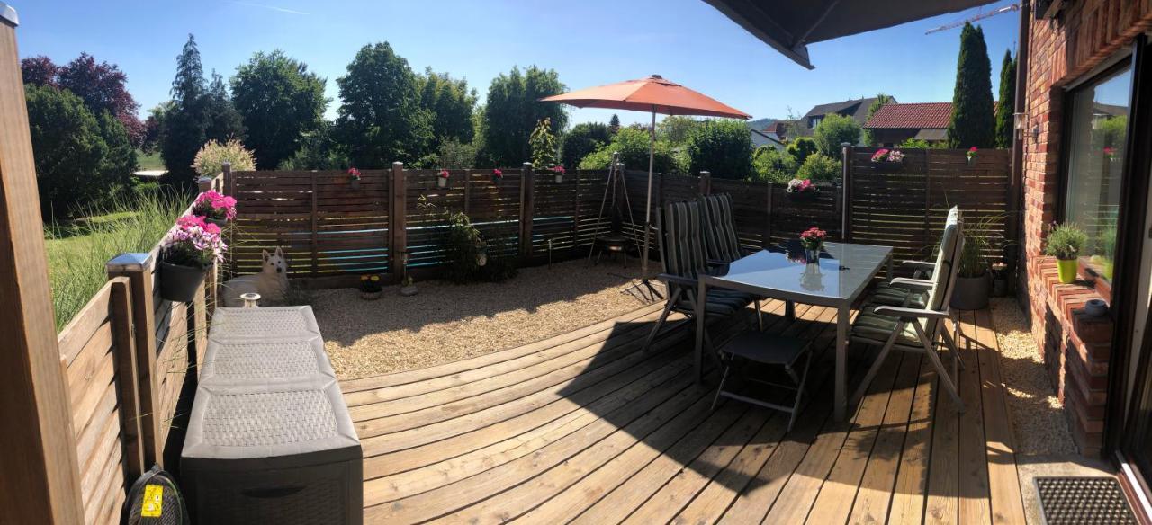 Ferienwohnung Familie Slepitzka Niedenstein Exterior foto
