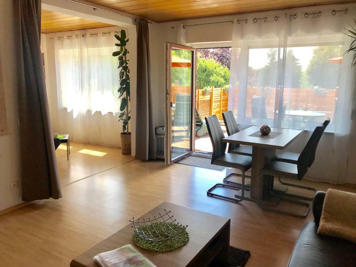 Ferienwohnung Familie Slepitzka Niedenstein Exterior foto