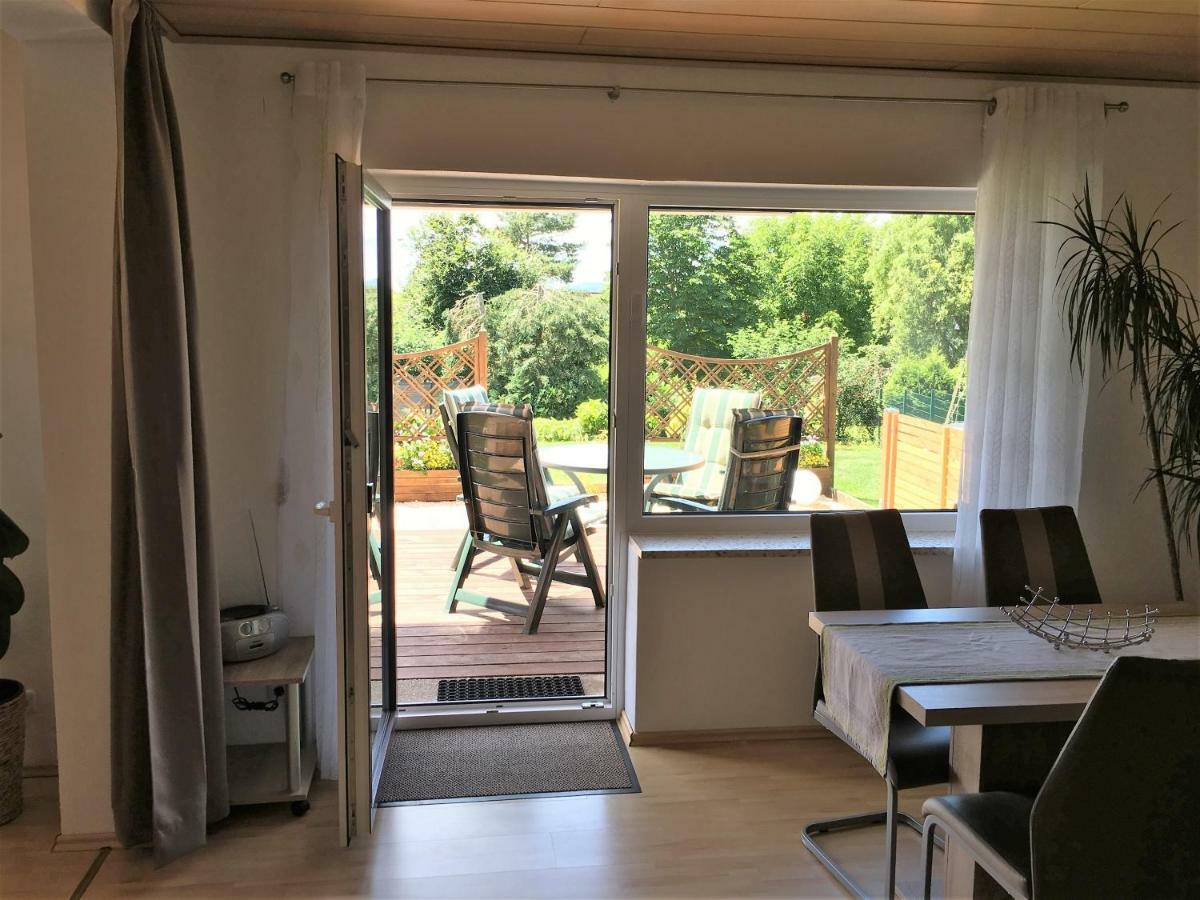 Ferienwohnung Familie Slepitzka Niedenstein Exterior foto