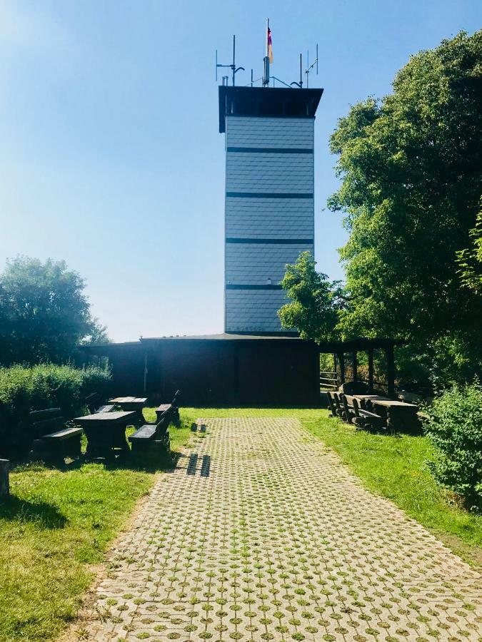 Ferienwohnung Familie Slepitzka Niedenstein Exterior foto